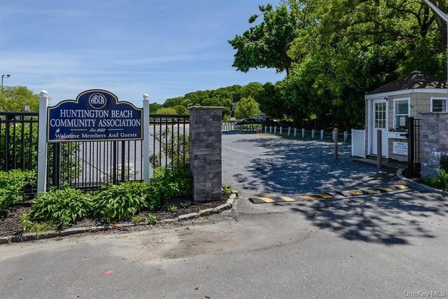 945 Harrison Drive, Centerport, NY 11721