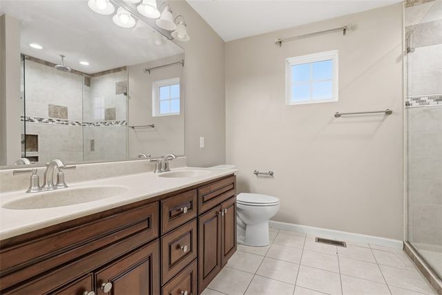 251 Field Club Circle, Robinson Twp, PA 15136