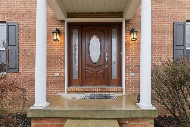 251 Field Club Circle, Robinson Twp, PA 15136