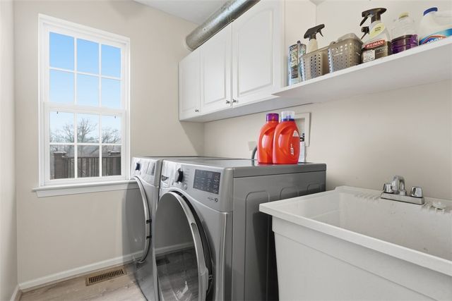 251 Field Club Circle, Robinson Twp, PA 15136