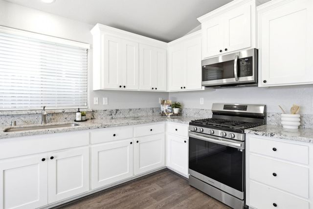 1177 Swallowtail Dr, Roseville, CA 95747