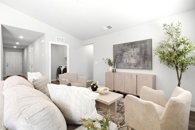 1177 Swallowtail Dr, Roseville, CA 95747