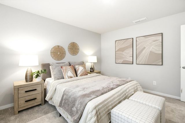 1177 Swallowtail Dr, Roseville, CA 95747