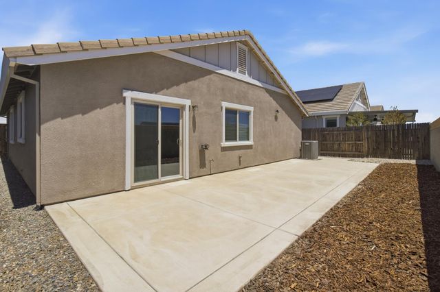 1177 Swallowtail Dr, Roseville, CA 95747