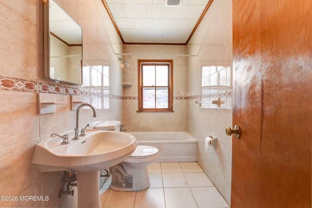 570 Central Avenue, Spring Lake Heights, NJ 07762