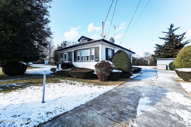 570 Central Avenue, Spring Lake Heights, NJ 07762