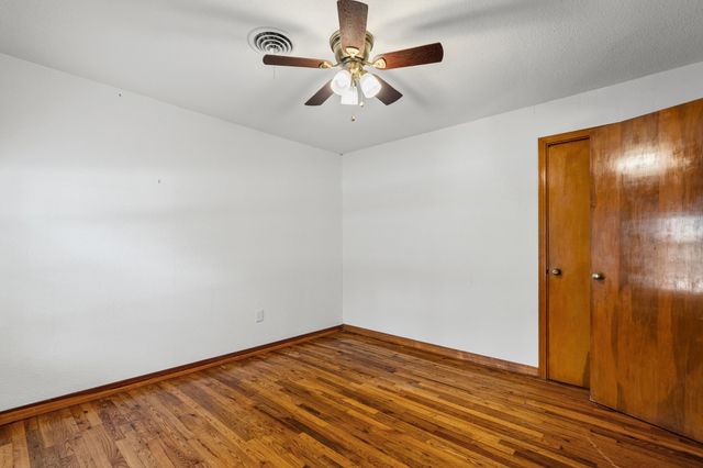 506 Pendleton Street, Farmersville, TX 75442