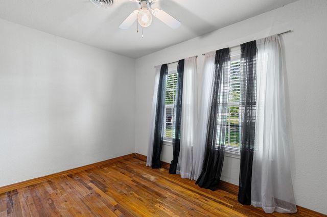 506 Pendleton Street, Farmersville, TX 75442