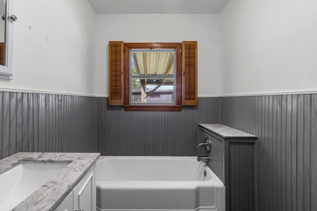 506 Pendleton Street, Farmersville, TX 75442