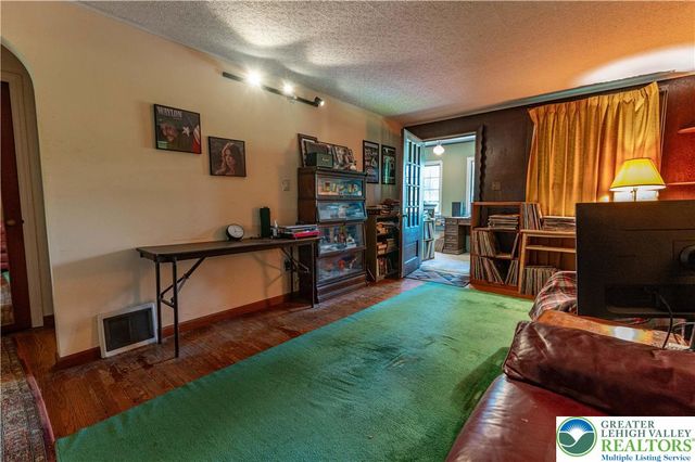 1409 North 18th Street, South Whitehall Twp, PA 18104