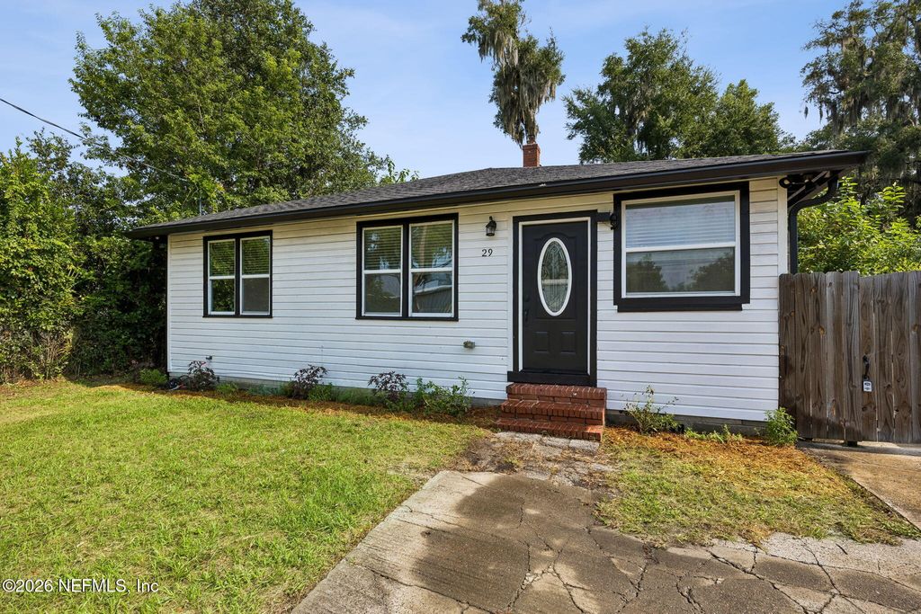29 56TH Street E, Jacksonville, FL 32208
