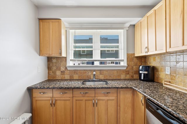 304 Deal Lake Drive 32, Asbury Park, NJ 07712