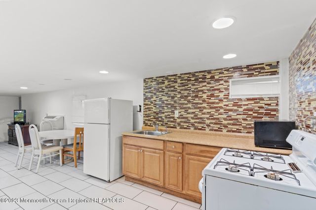 111 Lincoln Avenue, Seaside Heights, NJ 08751