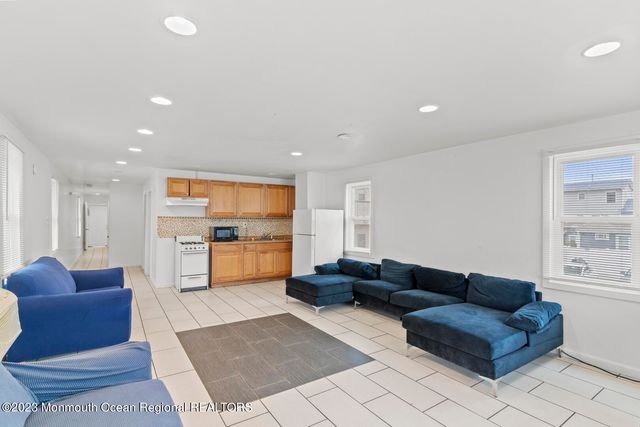 111 Lincoln Avenue, Seaside Heights, NJ 08751