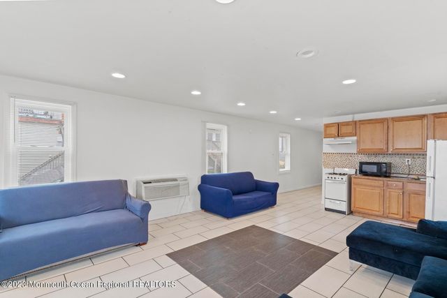 111 Lincoln Avenue, Seaside Heights, NJ 08751