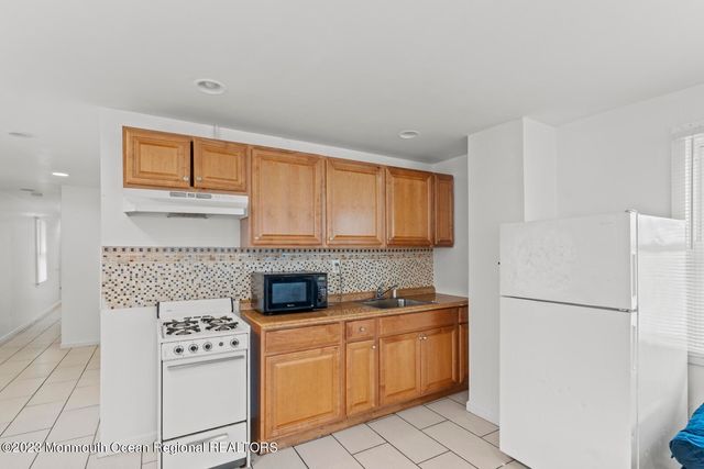 111 Lincoln Avenue, Seaside Heights, NJ 08751