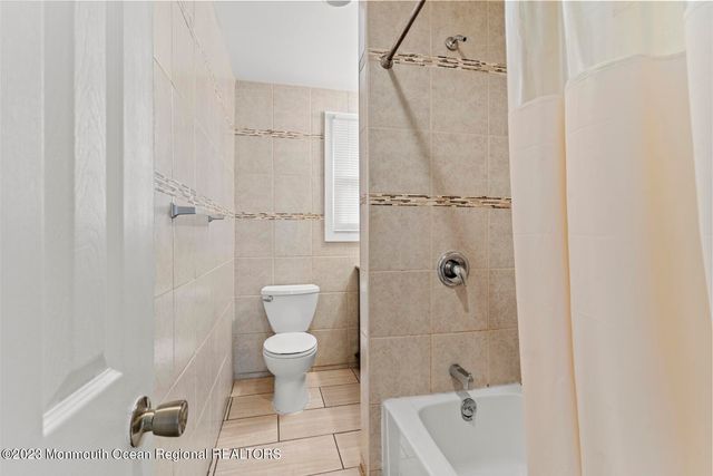 111 Lincoln Avenue, Seaside Heights, NJ 08751