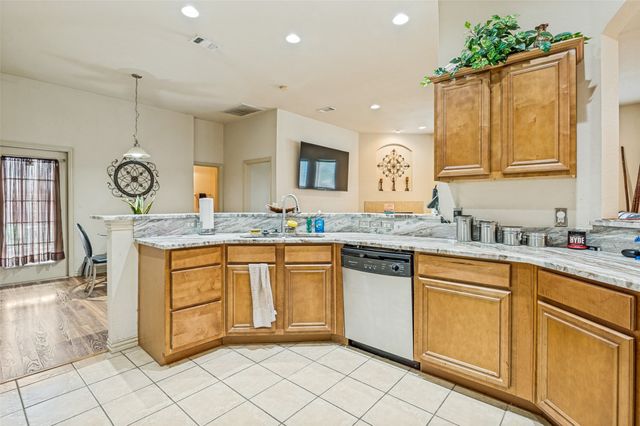 803 Mill Creek Road, Lancaster, TX 75146