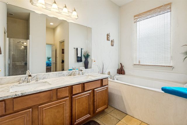 803 Mill Creek Road, Lancaster, TX 75146