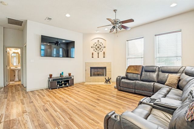 803 Mill Creek Road, Lancaster, TX 75146