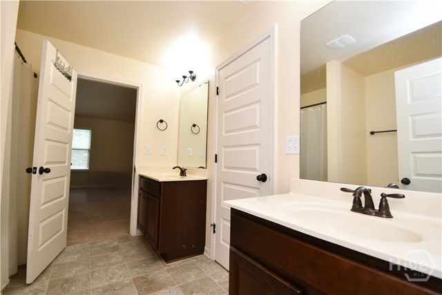 1140 Riverhill Drive, Bishop, GA 30621