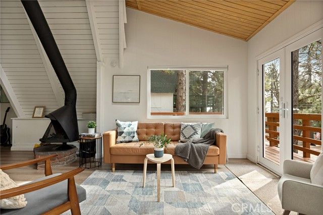 31442 Ocean View, Running Springs, CA 92382