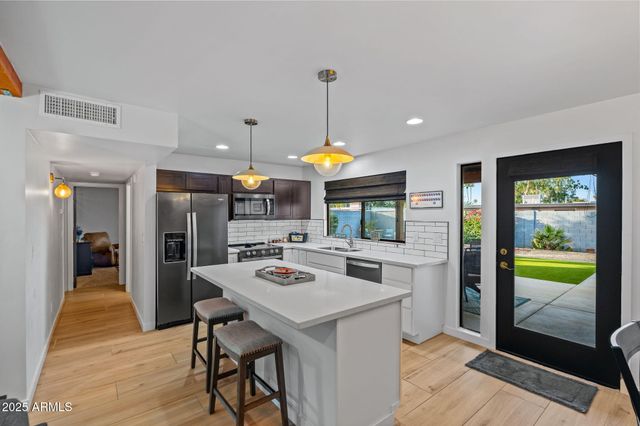 3732 E Altadena Avenue, Phoenix, AZ 85028