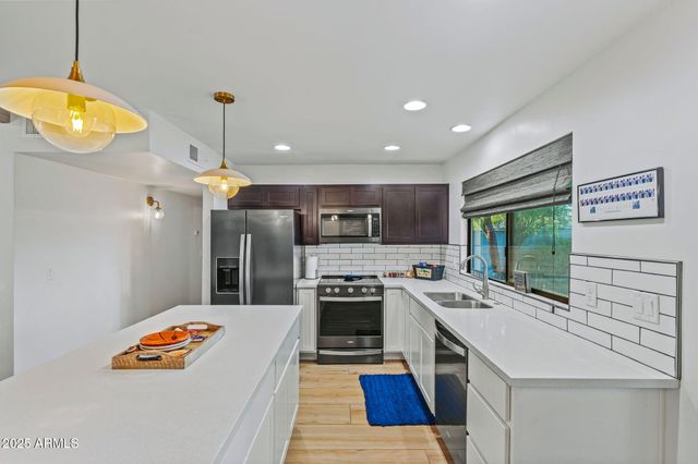 3732 E Altadena Avenue, Phoenix, AZ 85028