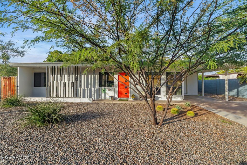 3732 E Altadena Avenue, Phoenix, AZ 85028