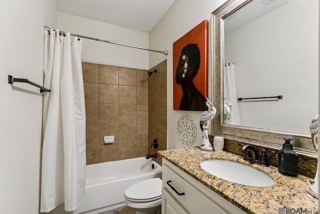 2913 Country Lake Dr, Zachary, LA 70791