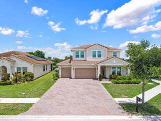984 Sterling Pine Place, Loxahatchee, FL 33470