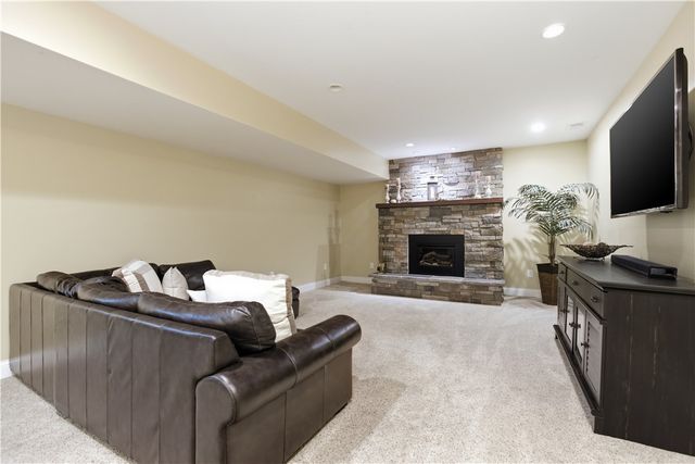 280 Sienna Trl, Peters Twp, PA 15367