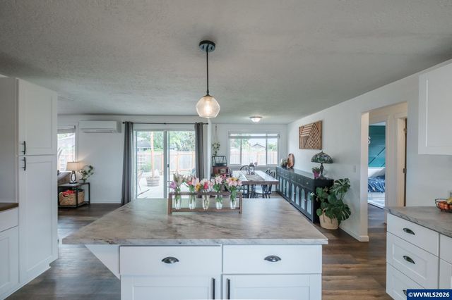 2261 Fulton Pl SE, Albany, OR 97322