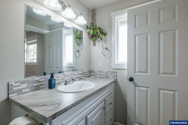 2261 Fulton Pl SE, Albany, OR 97322