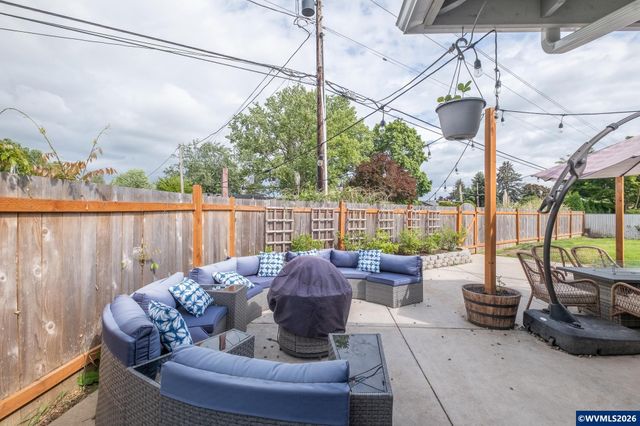 2261 Fulton Pl SE, Albany, OR 97322