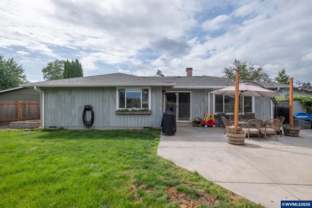 2261 Fulton Pl SE, Albany, OR 97322