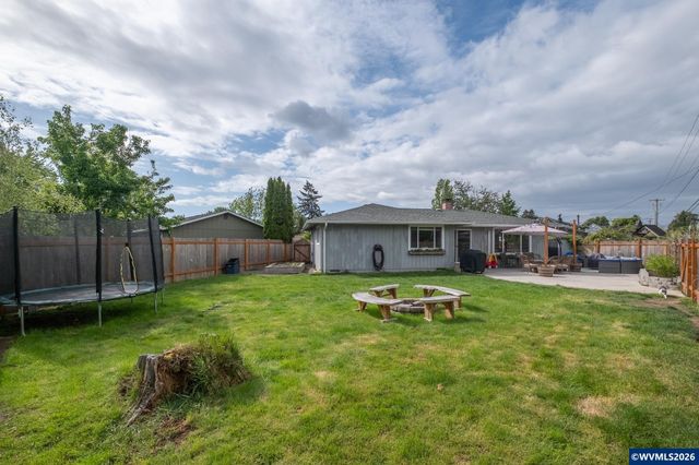 2261 Fulton Pl SE, Albany, OR 97322