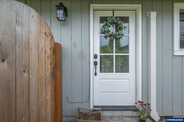 2261 Fulton Pl SE, Albany, OR 97322