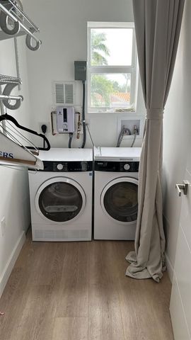 817 Tyler Street 10, Hollywood, FL 33019