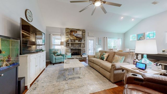 765 Garland Dr, Hermitage, TN 37076