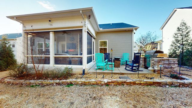 765 Garland Dr, Hermitage, TN 37076