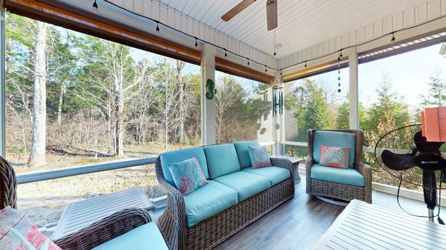 765 Garland Dr, Hermitage, TN 37076