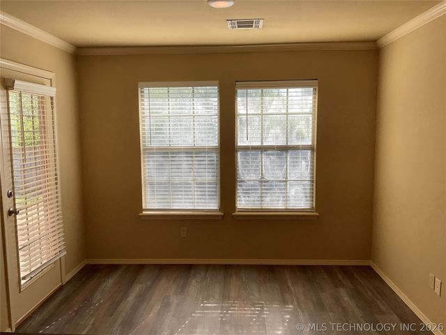 11903 S Nandina Street, Jenks, OK 74037