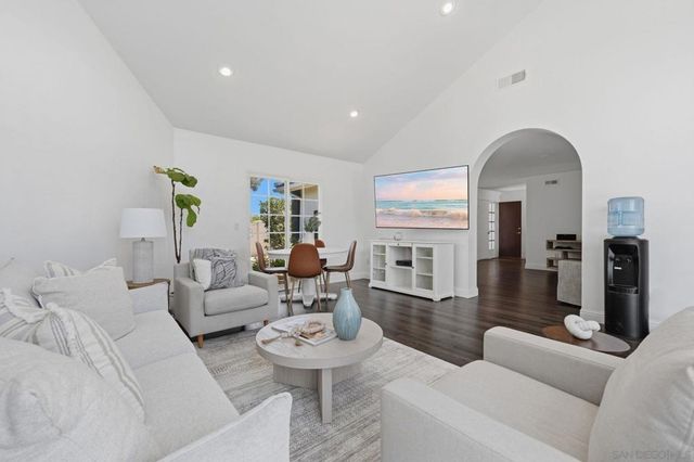1619 MAPLELEAF CT, Encinitas, CA 92024