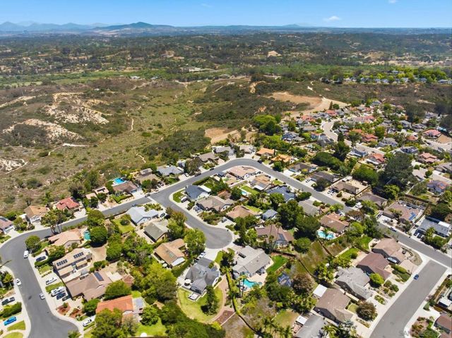 1619 MAPLELEAF CT, Encinitas, CA 92024
