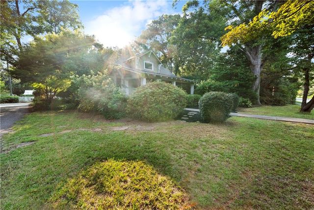 229 N Church Street, Winterville, GA 30683