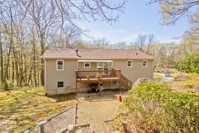 7 Mount Hitchcock Rd, Wales, MA 01081