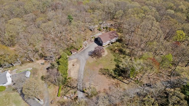 7 Mount Hitchcock Rd, Wales, MA 01081