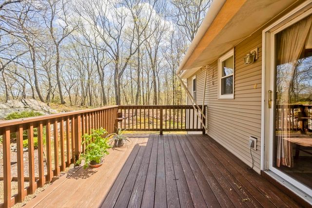 7 Mount Hitchcock Rd, Wales, MA 01081