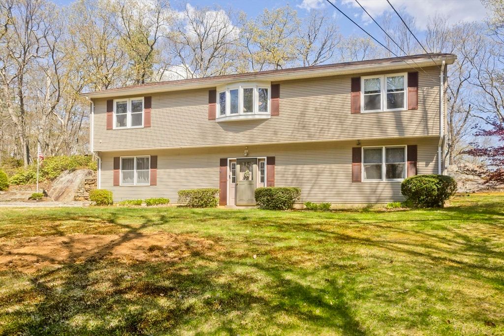 7 Mount Hitchcock Rd, Wales, MA 01081